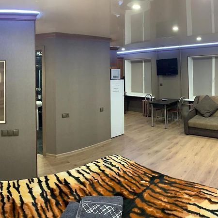 Loft-Студио В Самом Центре Николаева Lägenhet Exteriör bild