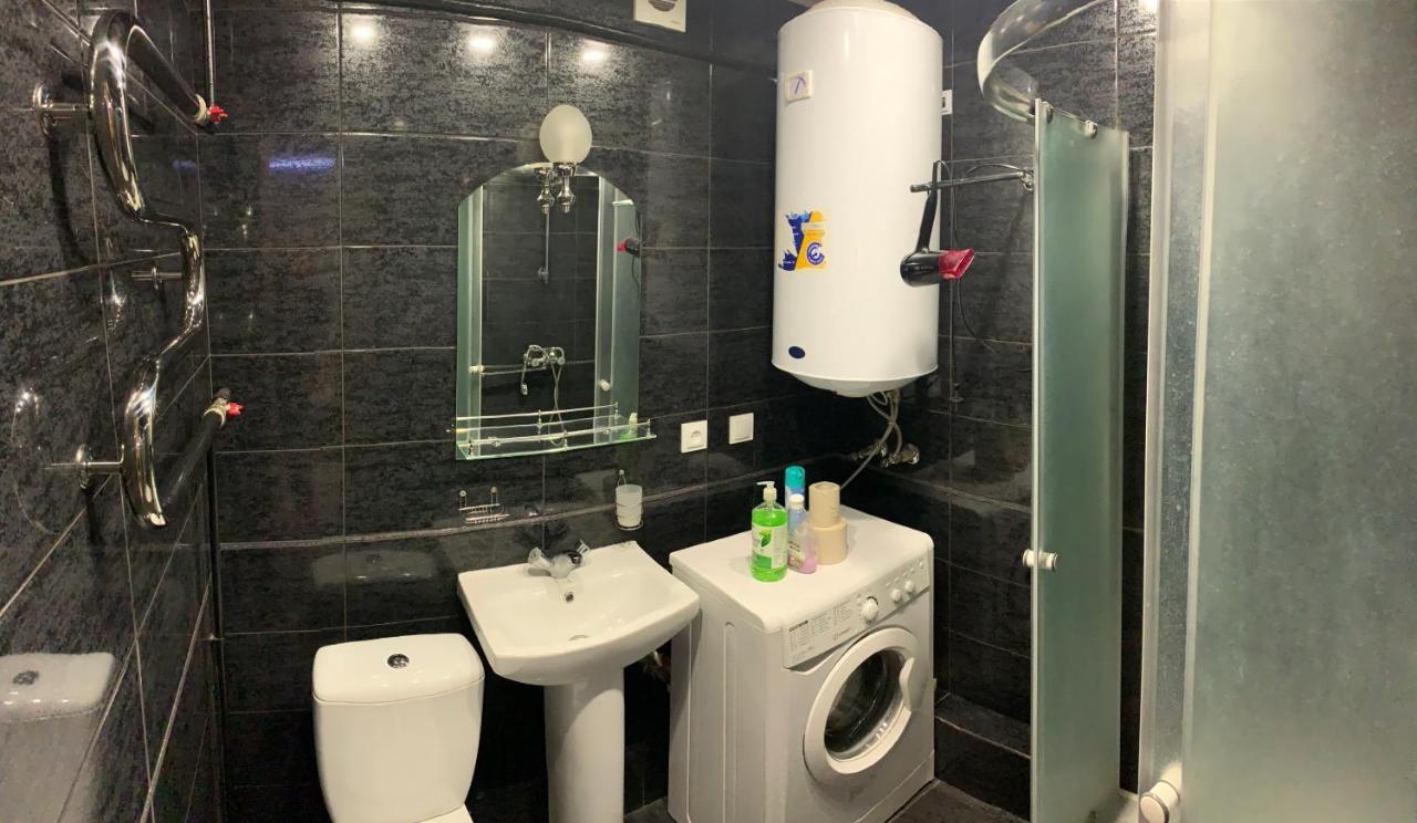 Loft-Студио В Самом Центре Николаева Lägenhet Exteriör bild
