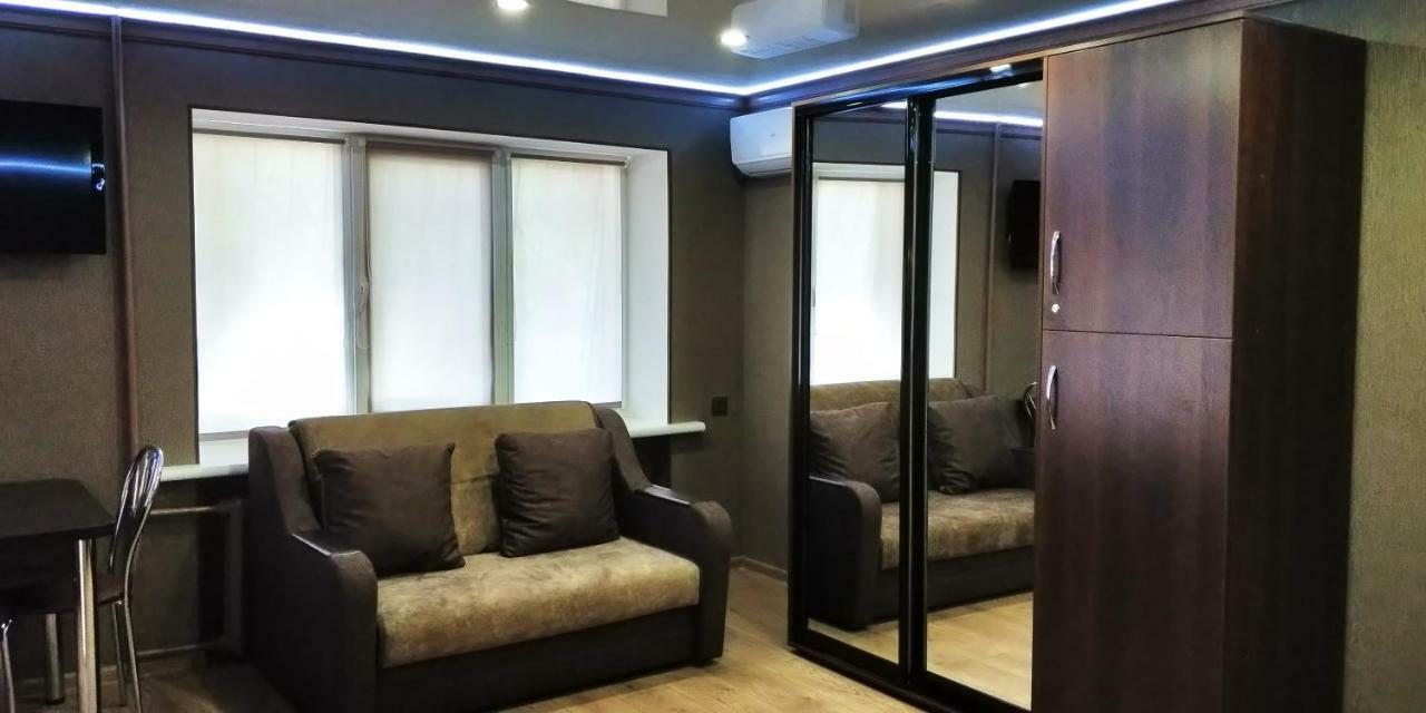 Loft-Студио В Самом Центре Николаева Lägenhet Exteriör bild